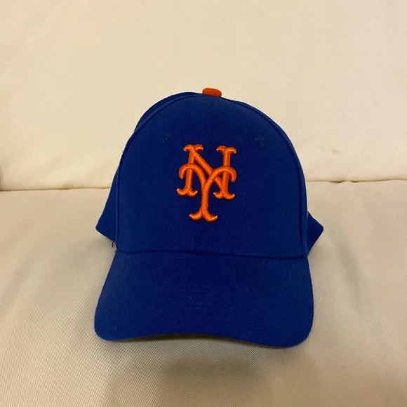 NY Mets Baseball Cap - Picture 1 of 3